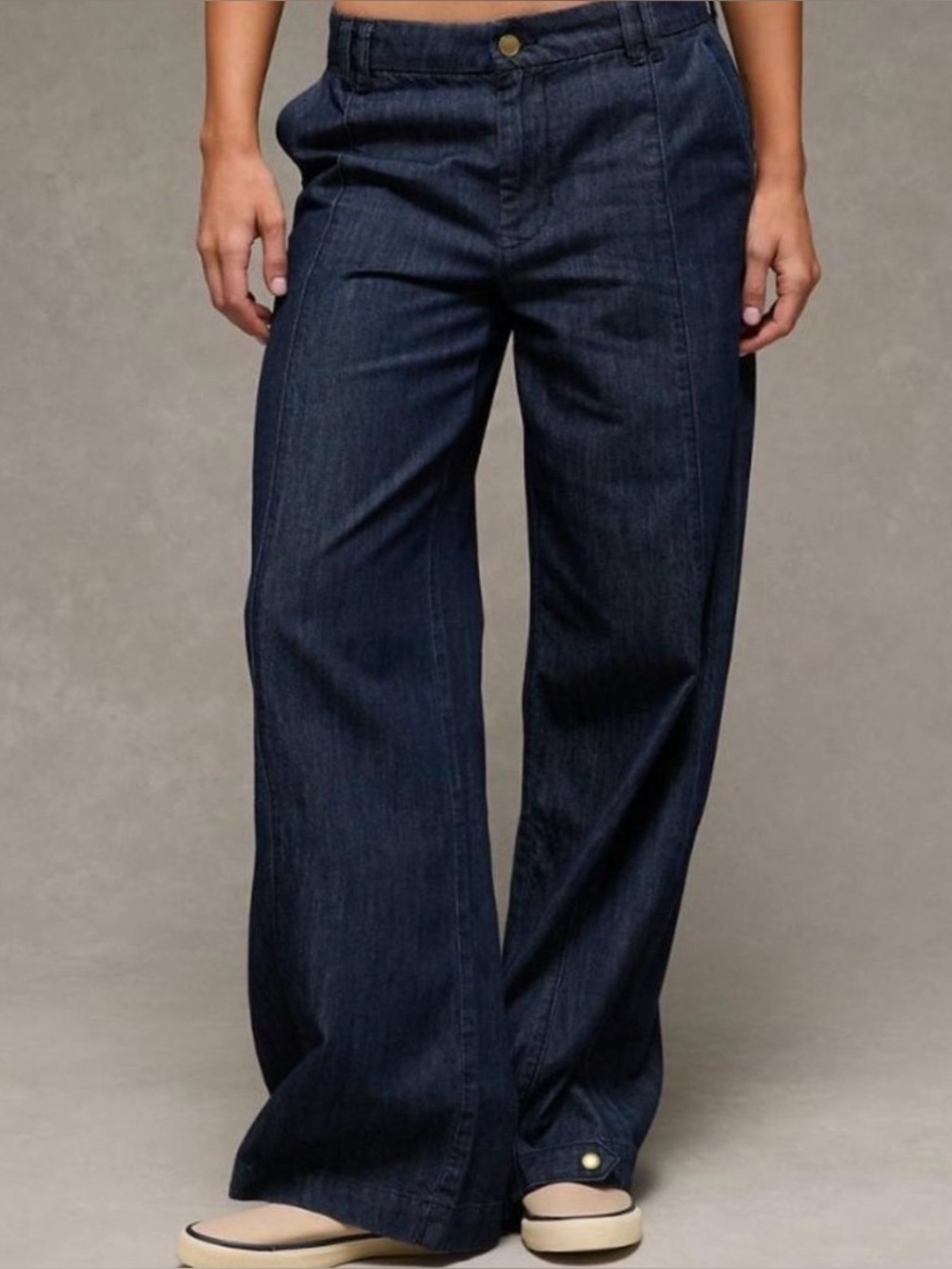 American Eagle Wide Leg Jeans